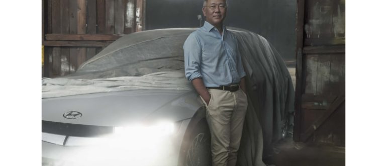 O presidente executivo do Hyundai Motor Group, Euisun Chung, foi nomeado Pessoa do Ano da MotorTrend, liderando sua lista de energia de 2023